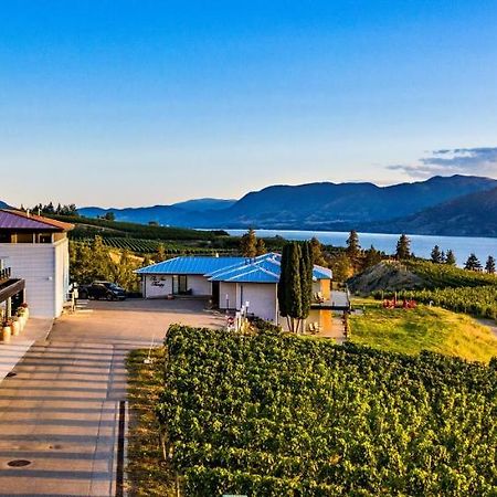 The Inn At Therapy Vineyards Нарамата Екстериор снимка